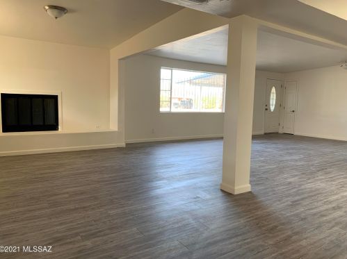 6942 Calle Denebola, Tucson, AZ 85710-5429