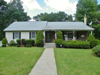 1 Fox Run, Sandyston NJ  07827-3424 exterior