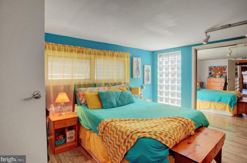 405 Boas St, Harrisburg PA 17102-1707 exterior