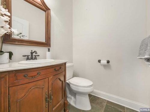 1994 Macopin Rd, West Milford NJ  07480-1932 exterior