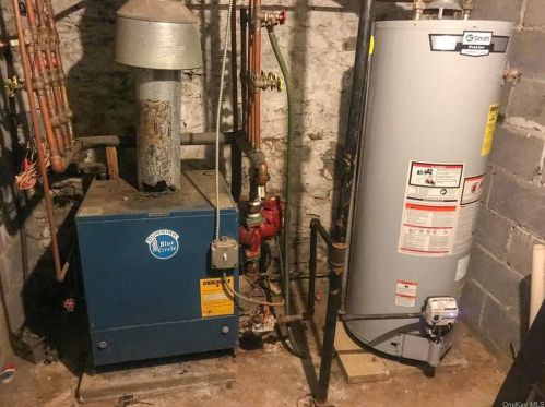 1847 Barnes Ave, Bronx NY  10462-3607 exterior