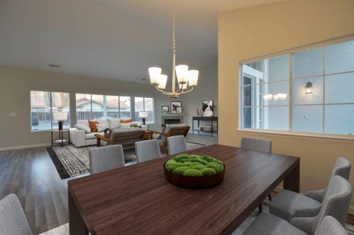 168 Driftwood Ct, Los Banos CA  93635-6302 exterior