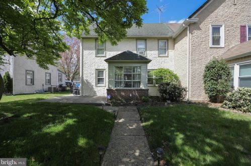 304 Haakon Rd, Gloucester, NJ 08030-2716