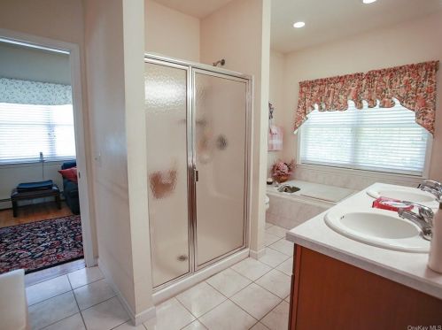 194 High Meadows Rd, Walden NY  12586-2609 exterior