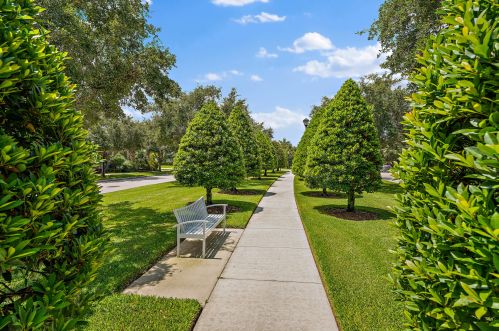 1130 Sweet Hill Dr, Jupiter, FL 33458-8438