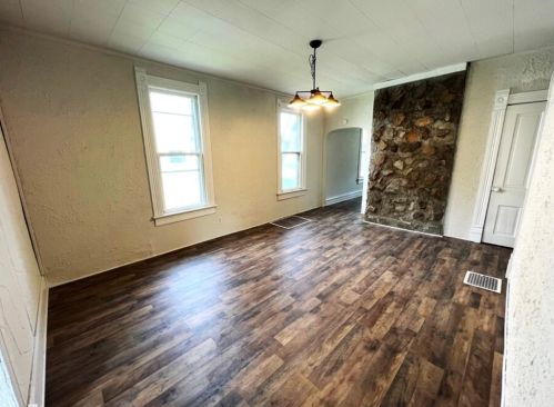 506 Waldo St, New Castle PA  16101-4925 exterior