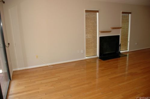 28917 Oakpath Dr, Calabasas, CA 91301-3327