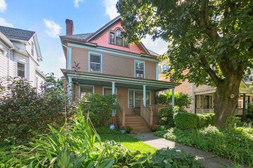 76 Oxford St, Hartford, CT 06109-1725