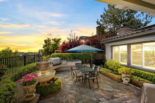 4054 Borders Dr, Folsom, CA 95762-5415