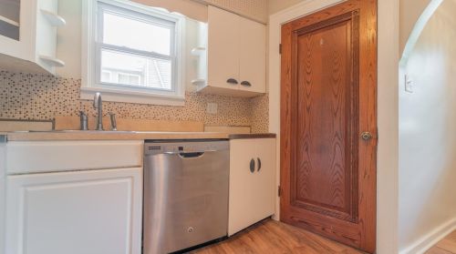 140 Elmwood Pl, Crown Point IN  46307-4324 exterior