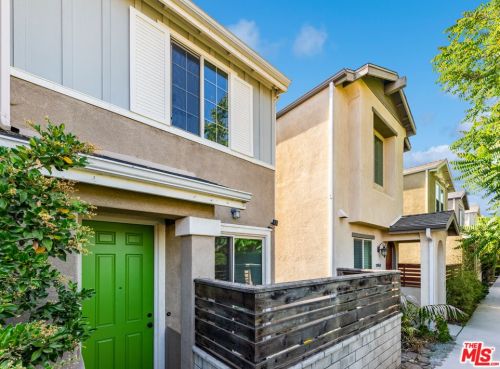 10942 Kittridge St, North Hollywood, CA 91606-2719