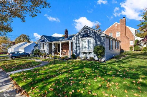 315 Maple Ave, Camden NJ  08109-2698 exterior