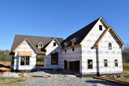 5140 Falling Water Rd, Nolensville, TN 37135