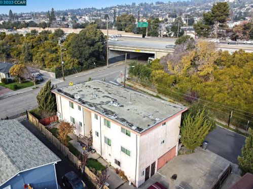 3201 Arkansas St, Oakland CA 94602-3707 exterior