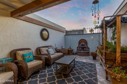 7724 Camelback Rd, Scottsdale AZ 85251-1801 exterior