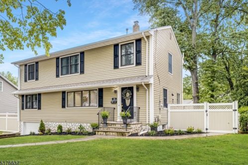 130 Hunter Ave, Fanwood, NJ 07023-1031