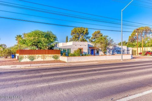 4144 Broadway Blvd, Tucson, AZ 85711-3455