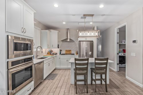 24142 20th Pl, Phoenix AZ  85024-7533 exterior