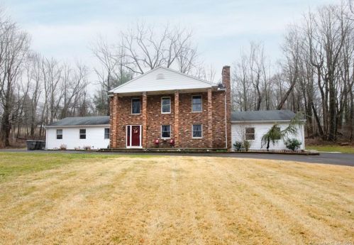 14 Foote Hill Rd, Northford CT  06472-1335 exterior