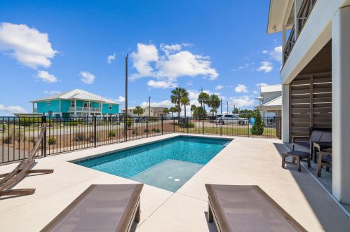 765 Gorrie Dr, Saint George Island FL  32328-2912 exterior