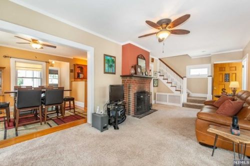 77 1st Ave, West Paterson NJ  07424-1531 exterior