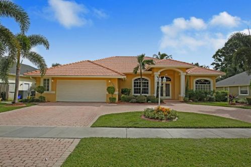 13882 Columbine Ave, West Palm Beach, FL 33414-8150
