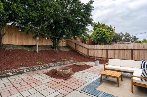 4275 Raquel Dr, Oceanside CA  92056-4729 exterior