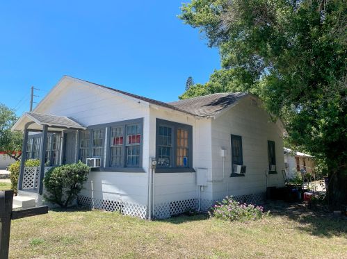 2310 Orange Ave, Fort Pierce FL  34950-3787 exterior