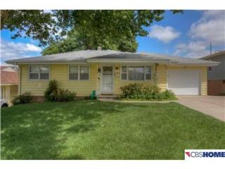 5028 Bancroft Cir, Omaha, NE 68106-3145