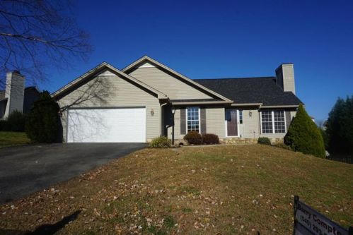 5066 Orchard Park Dr, Roanoke, VA 24019-7448