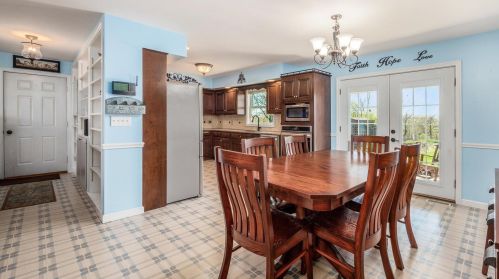 2306 Wesley Chapel Rd, Zanesville OH  43701-9334 exterior