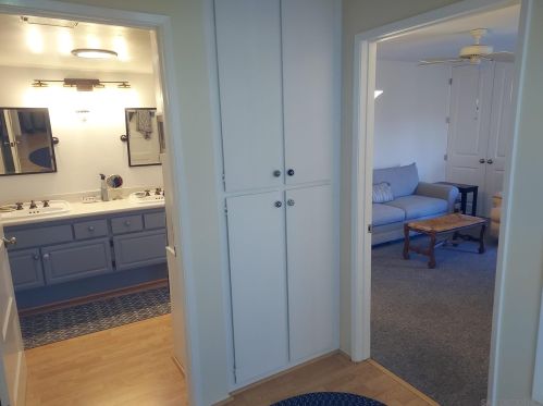 3942 Camino Calma, San Diego CA 92122-2007 exterior