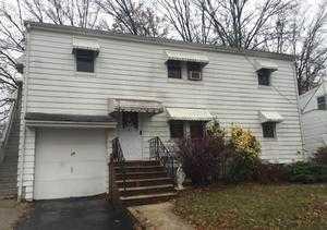 35 Willry St, Woodbridge, NJ 07095-2442