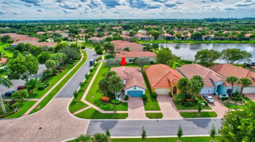 9508 Tivoli Isles Blvd, Delray Beach FL  33446-9641 exterior