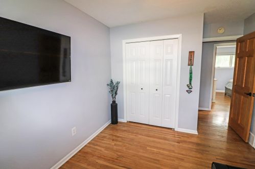 3346 Boone Cir, Minneapolis MN 55427-1851 exterior