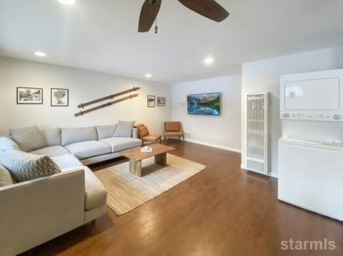1223 Bonanza Ave, South Lake Tahoe, CA 96150-3642