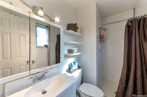 9345 Perry St, Westminster CO 80031-6442 exterior