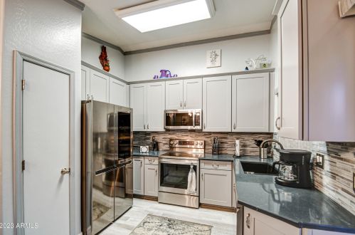 16144 165th Ln, Sun City, AZ 85388-1140