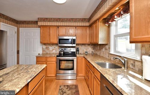 122 Claremont Dr, Lansdale PA 19446-6361 exterior