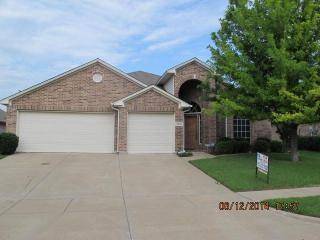 4684 Vespesian Ln, Grand Prairie TX  75052-1823 exterior