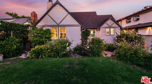 4944 Sancola Ave, North Hollywood, CA 91601-4838