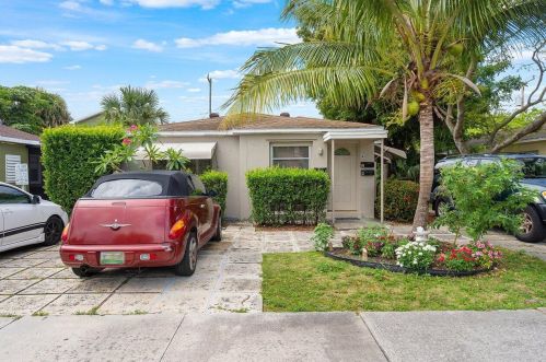 422 50th St, West Palm Beach, FL 33407-2830