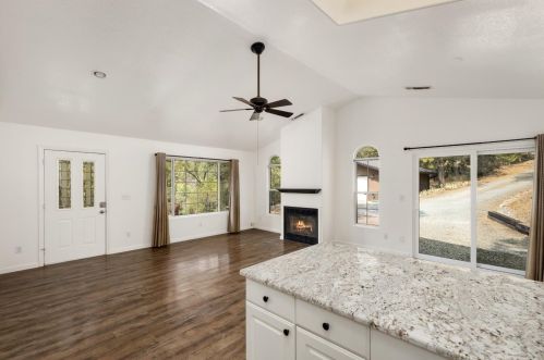 11552 Tom Ray Dr, Grass Valley CA  95949-9713 exterior