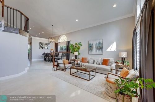 4564 132nd Ave, Hollywood, FL 33027-3166