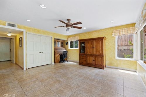 5807 Greens Dr, Riverside CA  92509-7327 exterior