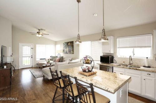 31211 43rd St, Cave Creek AZ  85331-3829 exterior