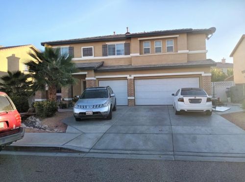 13855 Chestnut St, Victorville, CA 92392-5523
