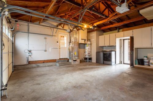 827 Grant Ave, Manteca CA  95336-3727 exterior