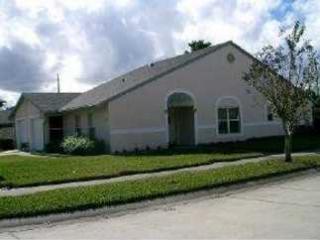 3690 Sawgrass Dr, Titusville FL  32780-8731 exterior