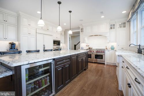 10 Pine Valley Ct, Glen Mills PA  19342-1823 exterior